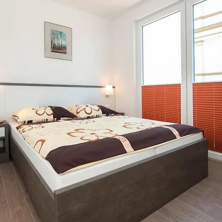 Appartamento Brise Stadtvilla Blumenhof App 09
